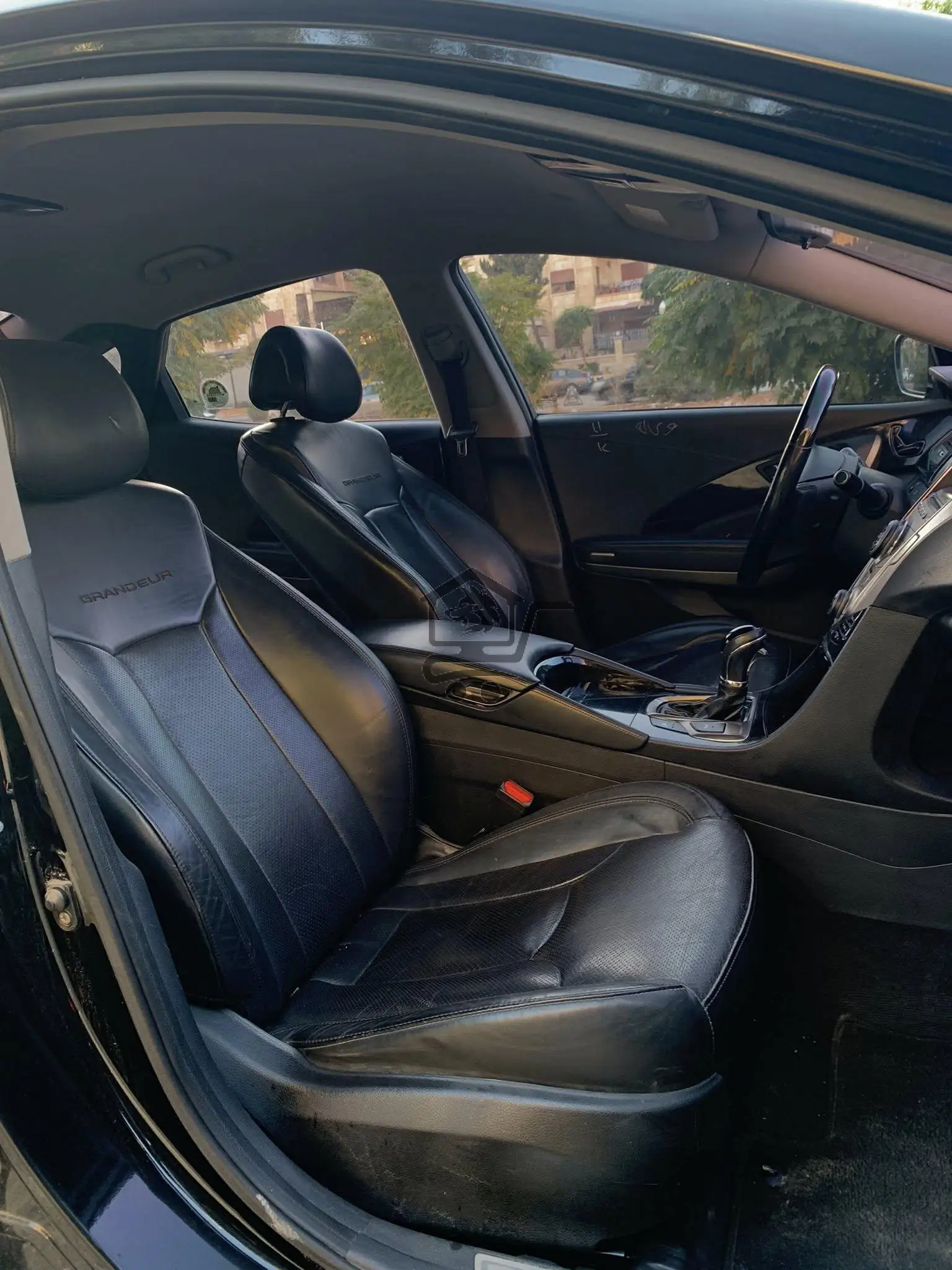 ازيرا غرانديور 2012 - الصورة 7