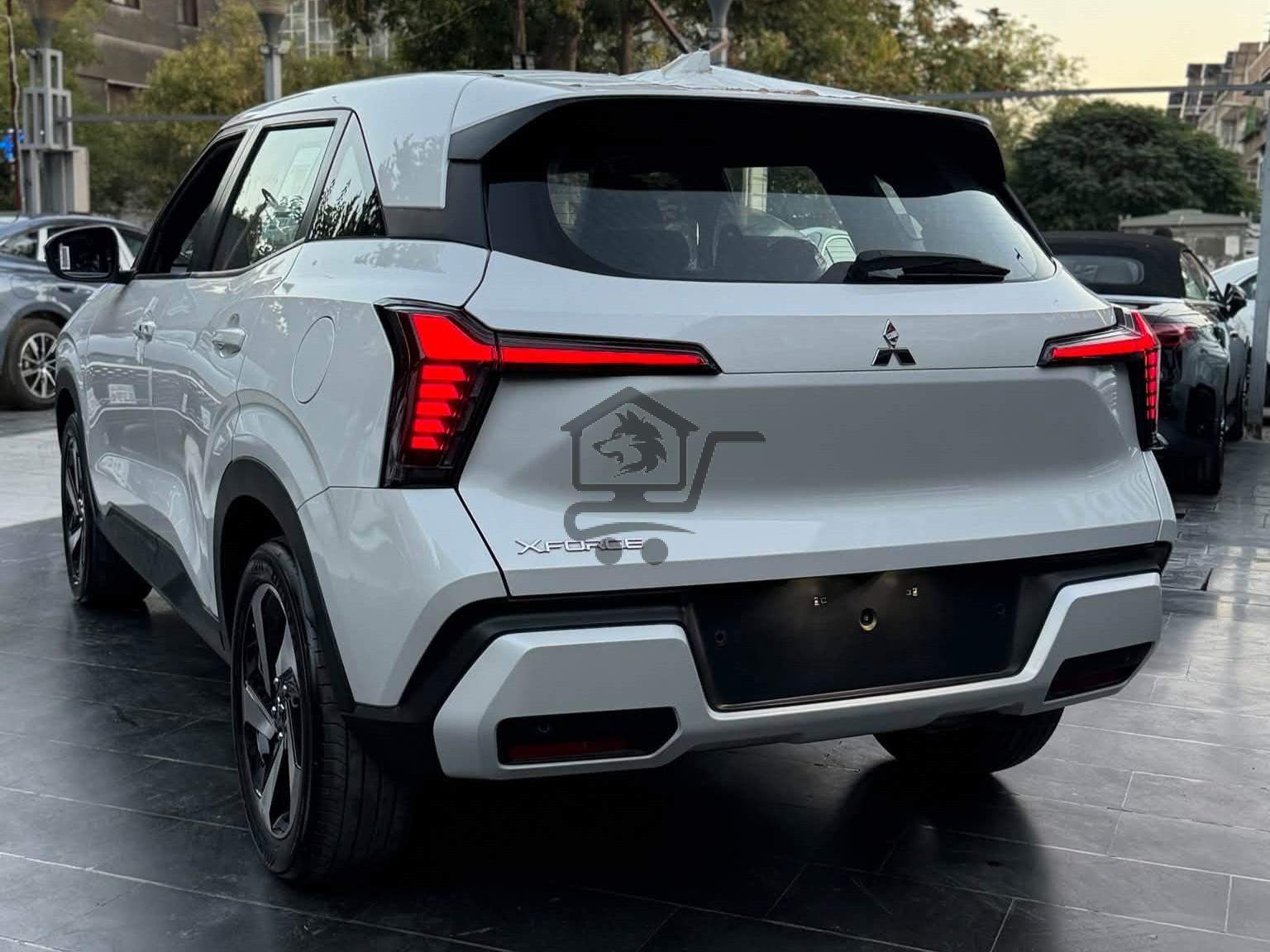 Mitsubishi X-force 2025 - الصورة 4