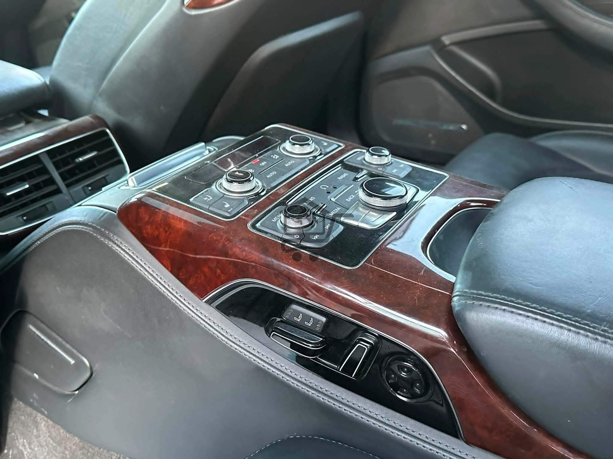Audi A8L - الصورة 4
