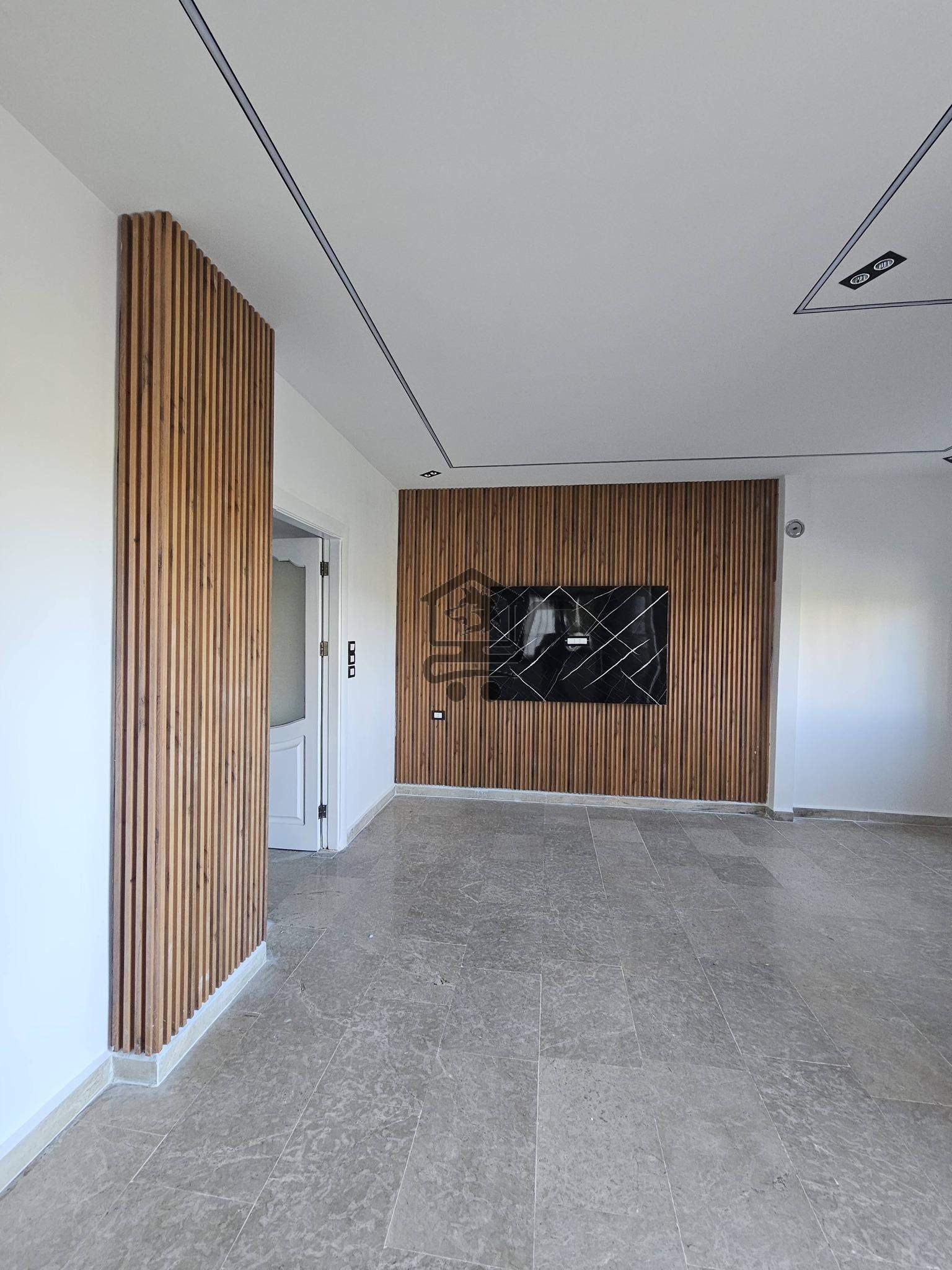 لمحبي الجنينة او الحديقة الخارجية بمساحة واسعة - الصورة 1