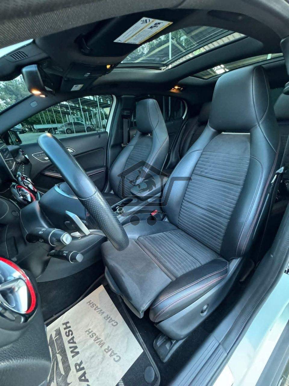 Mercedes-AMG GLA 45S - الصورة 5