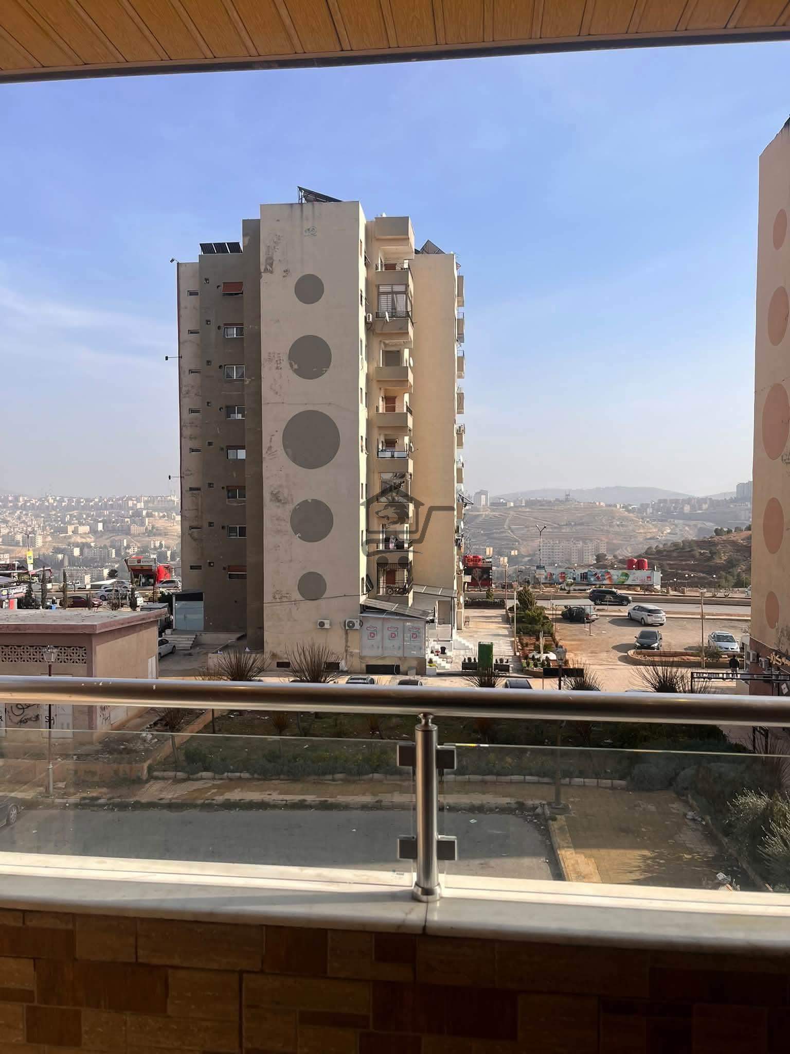 شقة للبيع بموقع حيوي - الصورة 4