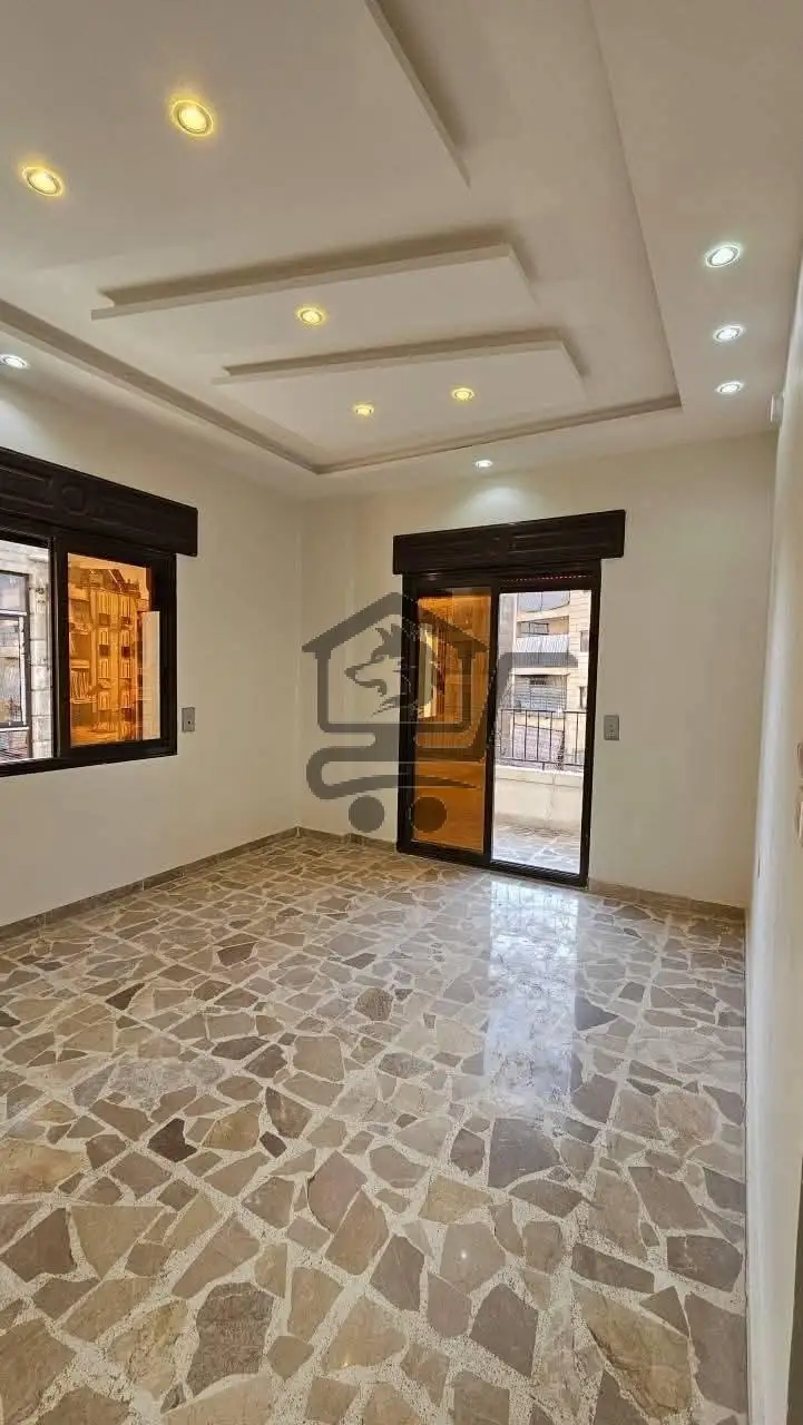 منزل ملكي للبيع - الصورة 4