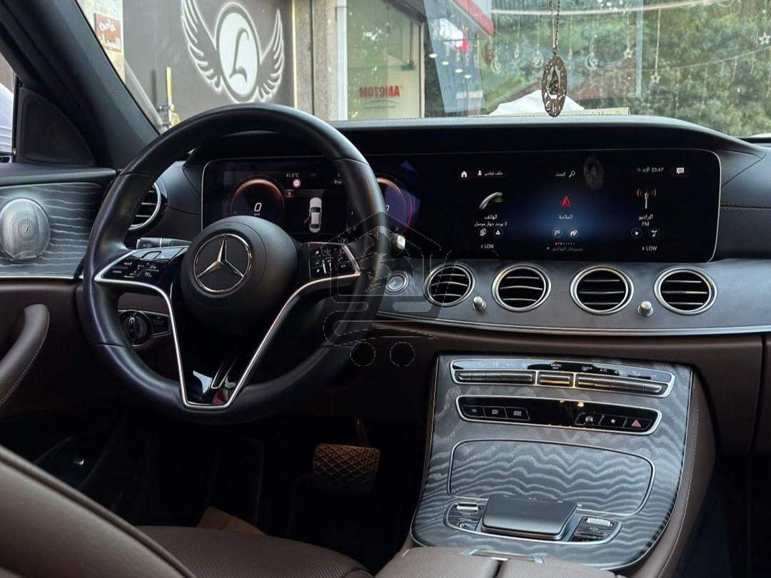 Mercedes E350 2022 - الصورة 6
