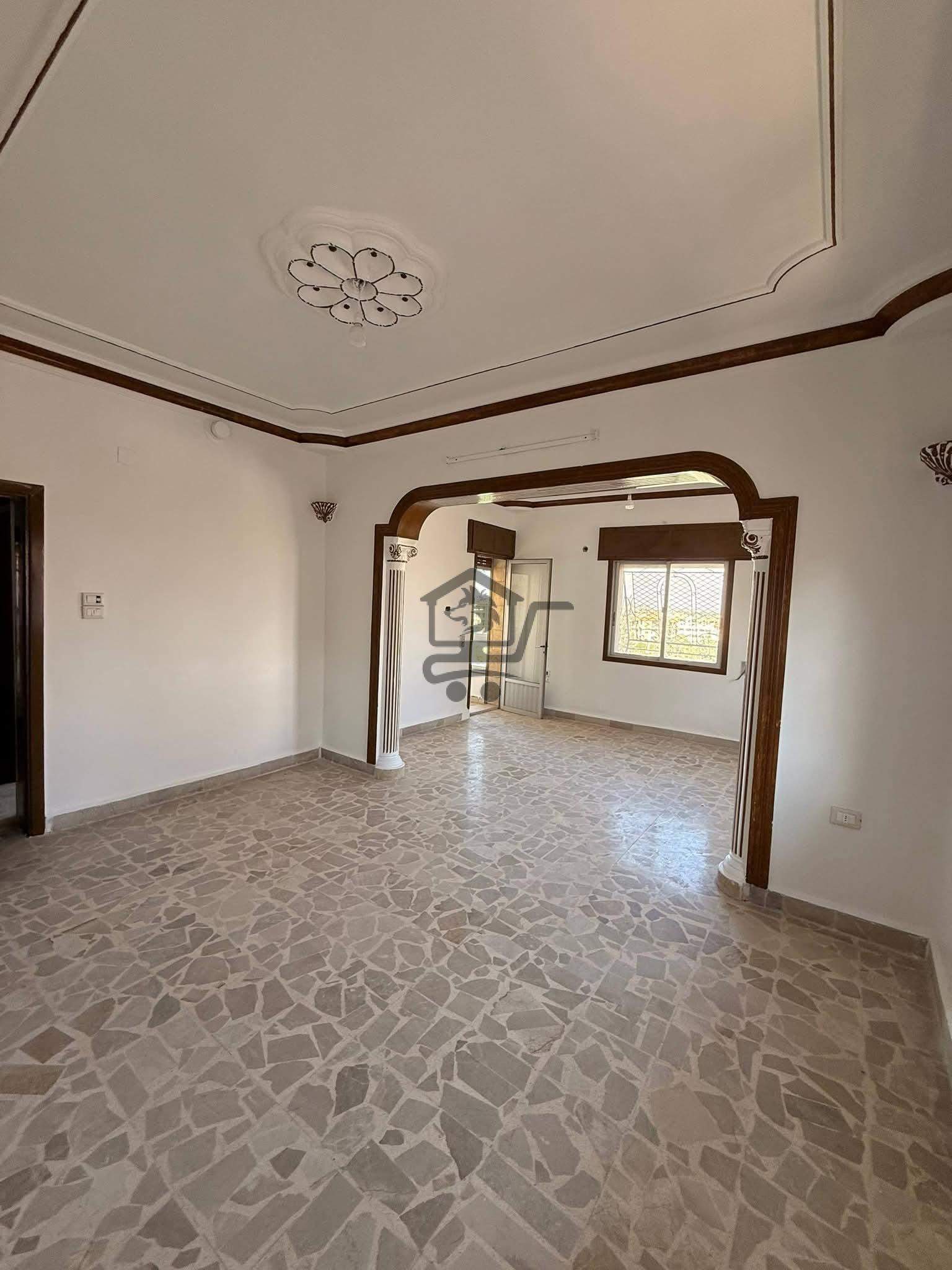منزل فاخر - الصورة 9