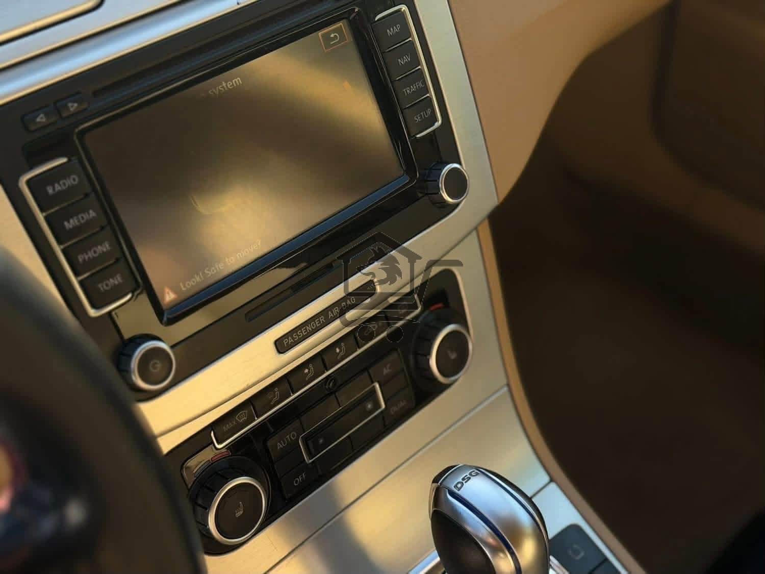 Volkswagen Passat R32 - الصورة 8