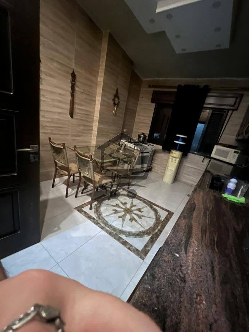 شقة بإكساء فخم - الصورة 5