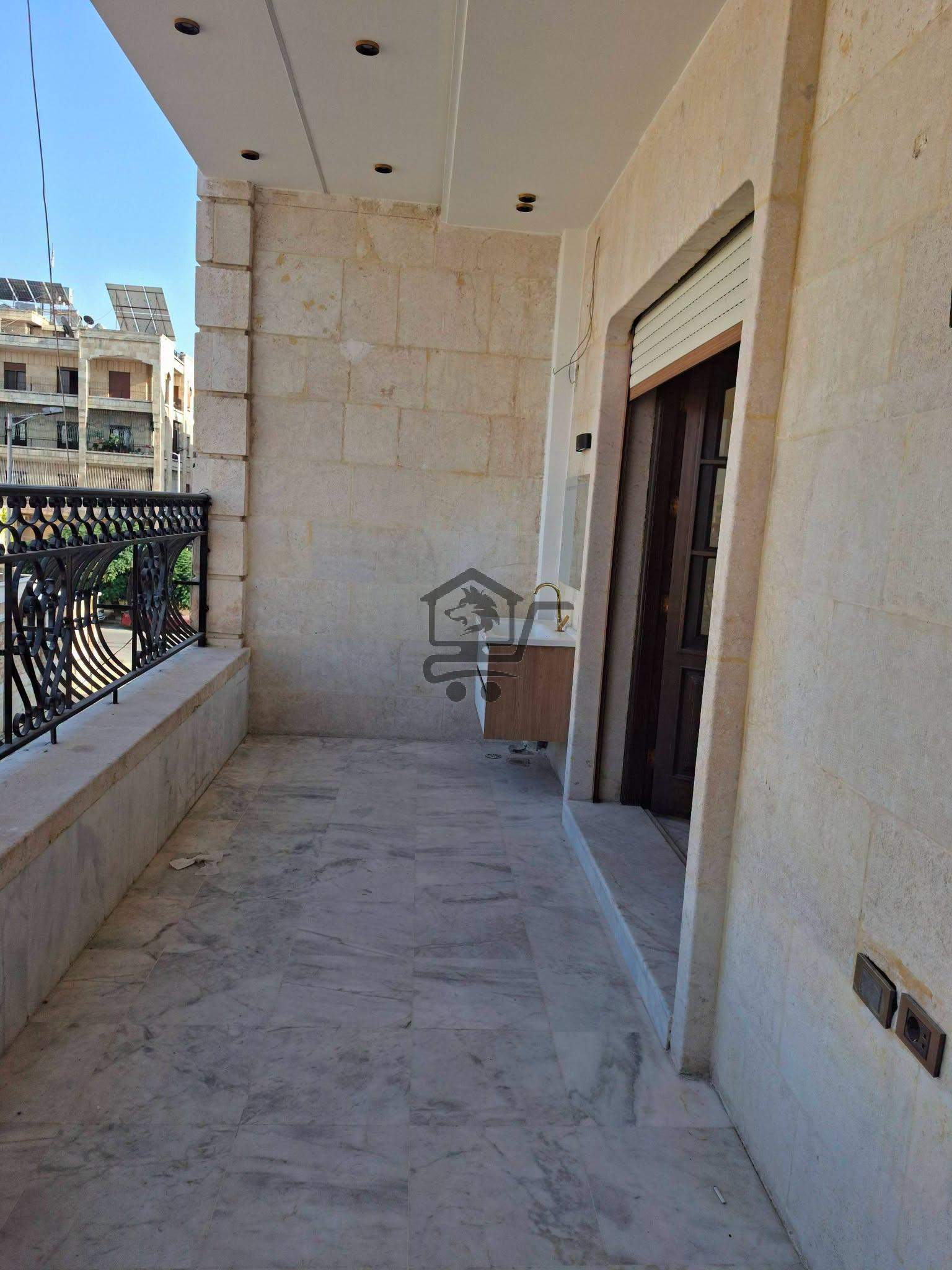 شقة مميزة للبيع - الصورة 8