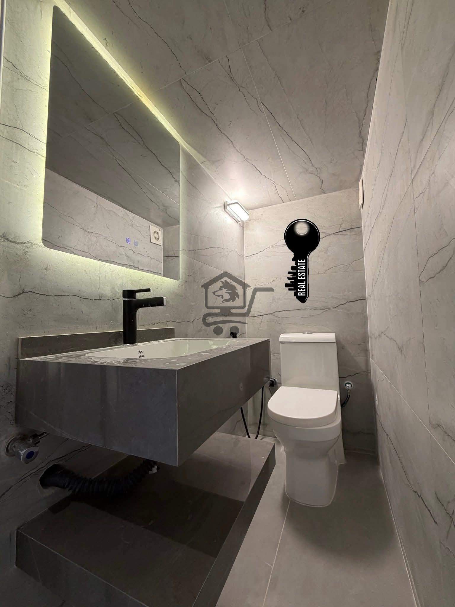 شقة بإكساء سوبر جديد - الصورة 6