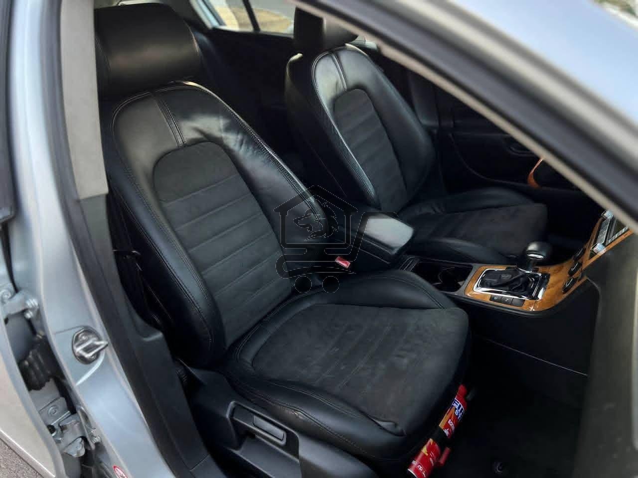 VOLKSWAGEN PASSAT - الصورة 2