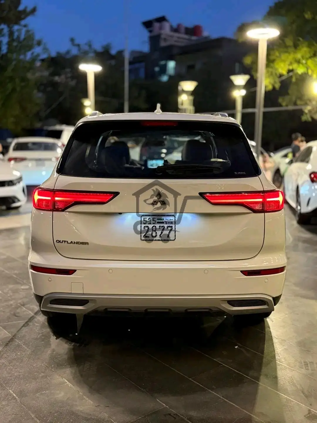 Mitsubishi Out Lander - الصورة 3