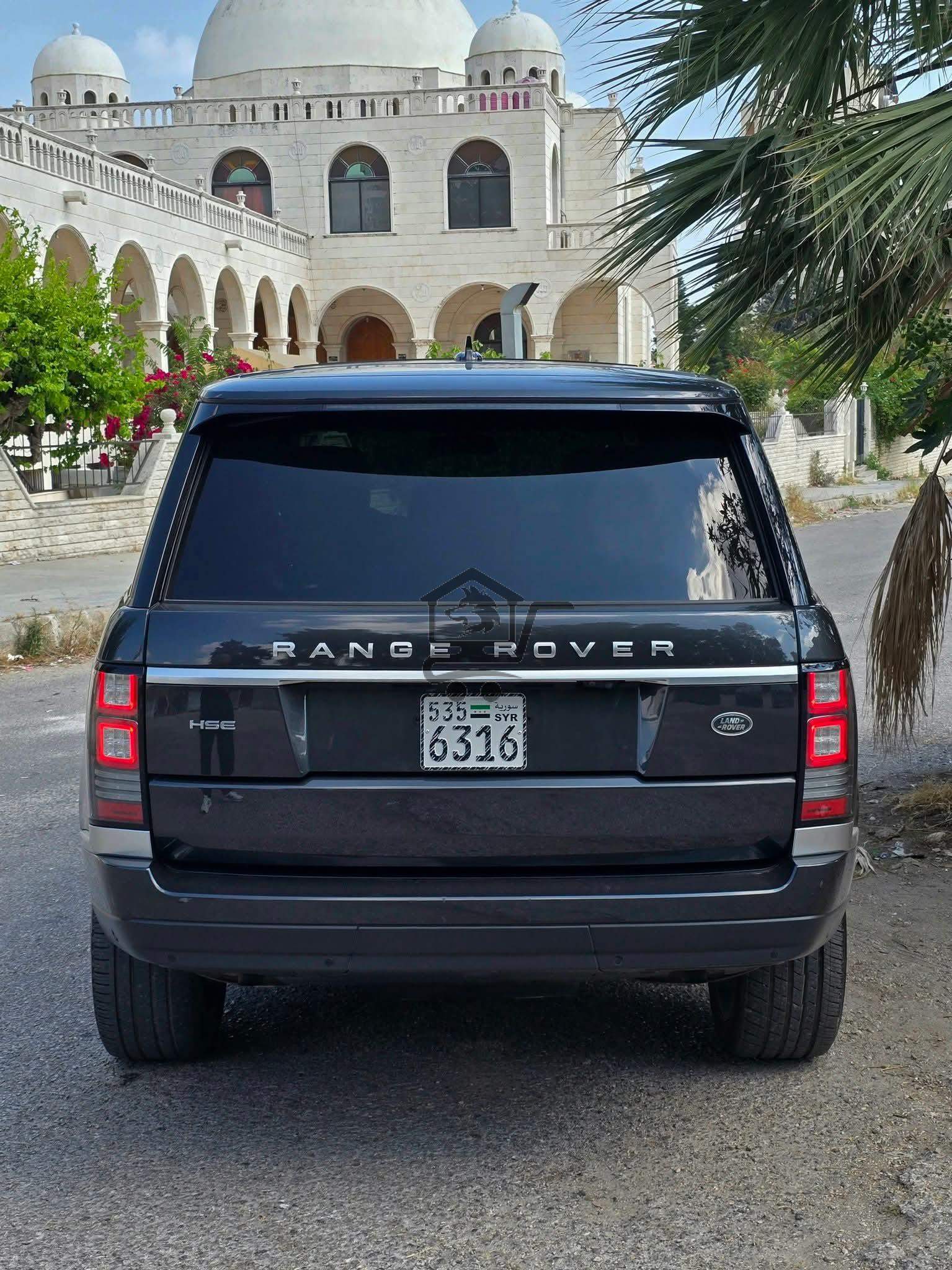 Range Rover Vogue - الصورة 6