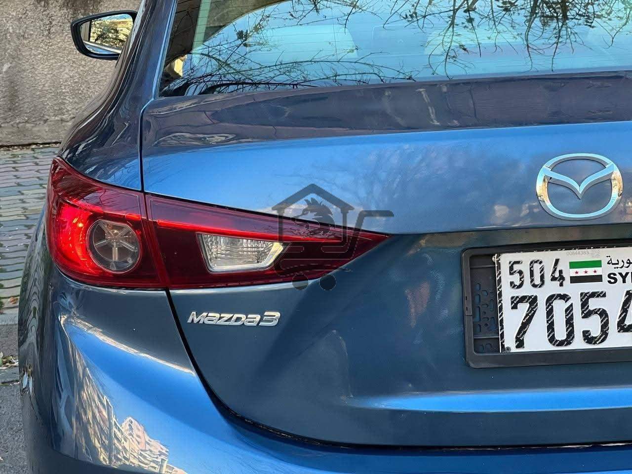 Mazda Zoom 3 - الصورة 5