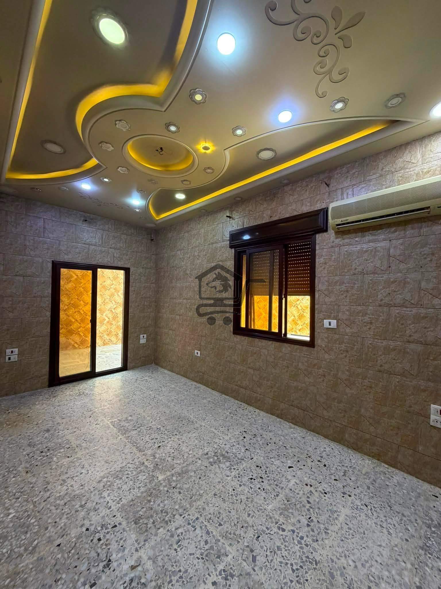العرض الملكي 🥹✨والسعر اللقطة - الصورة 1