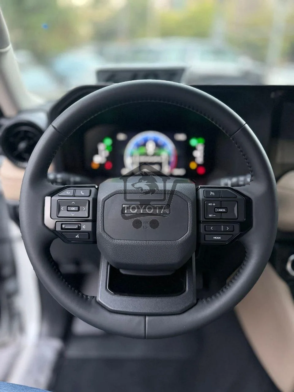 Toyota Land Cruiser (PRADO) - الصورة 8