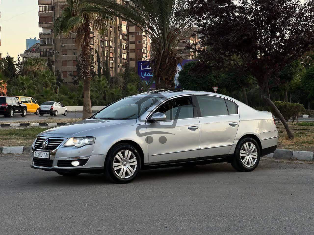 VOLKSWAGEN PASSAT - الصورة 8