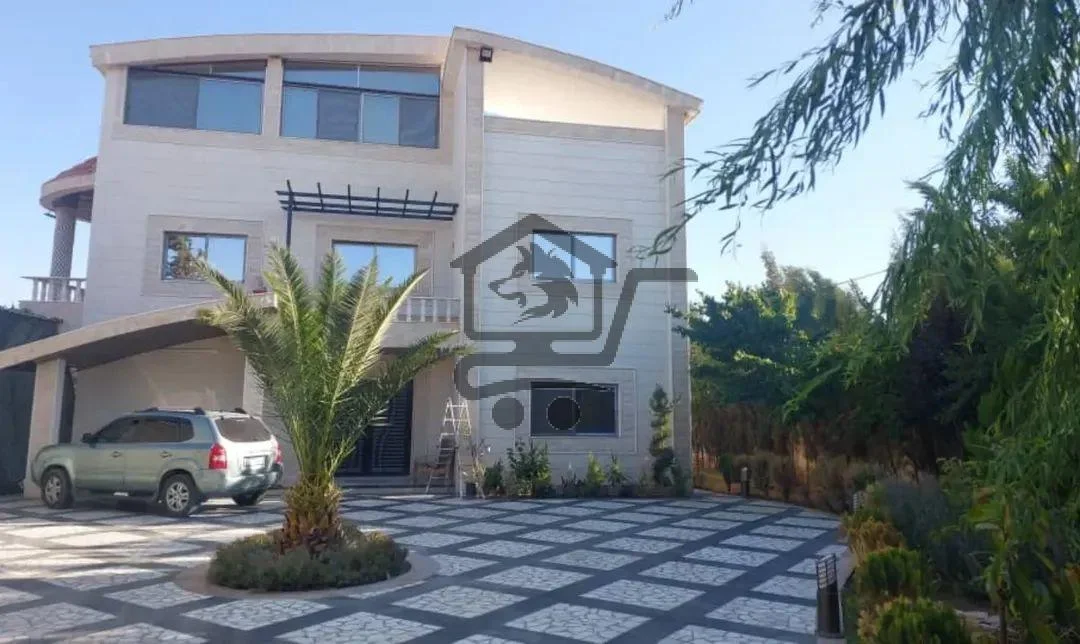 للبيع فيلا فخمة في المليحة - الصورة 2