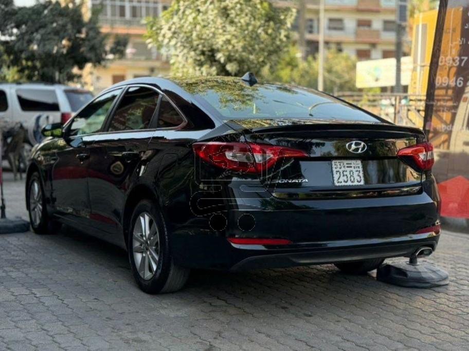 Hyundai Sonata 2015 - الصورة 2