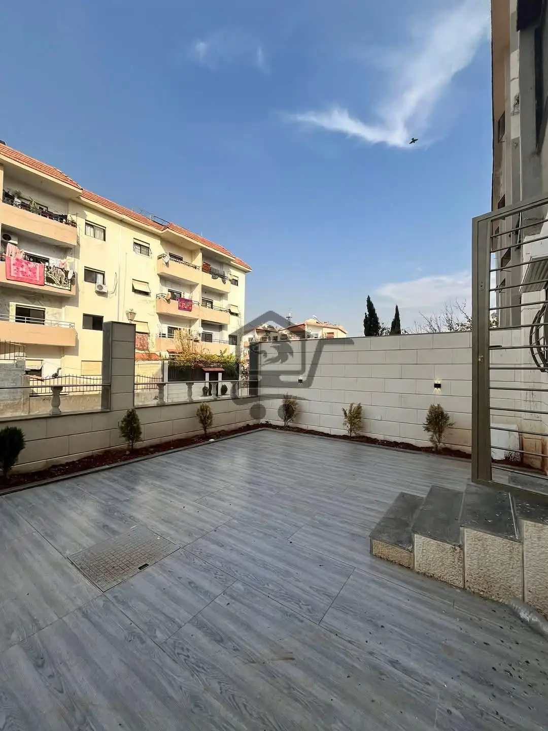 شقة بتصميم كلاسيكي مؤلفة من غرفتين - الصورة 4