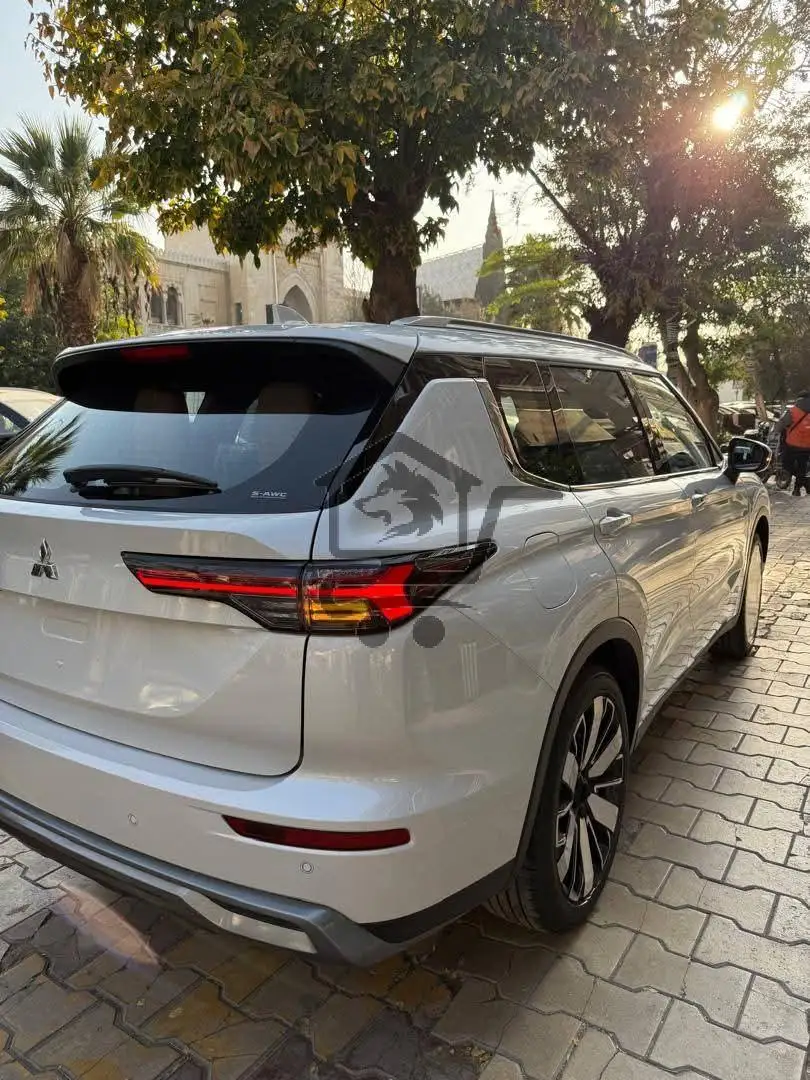 السيارة العائلية الاكثر طلباً - الصورة 2