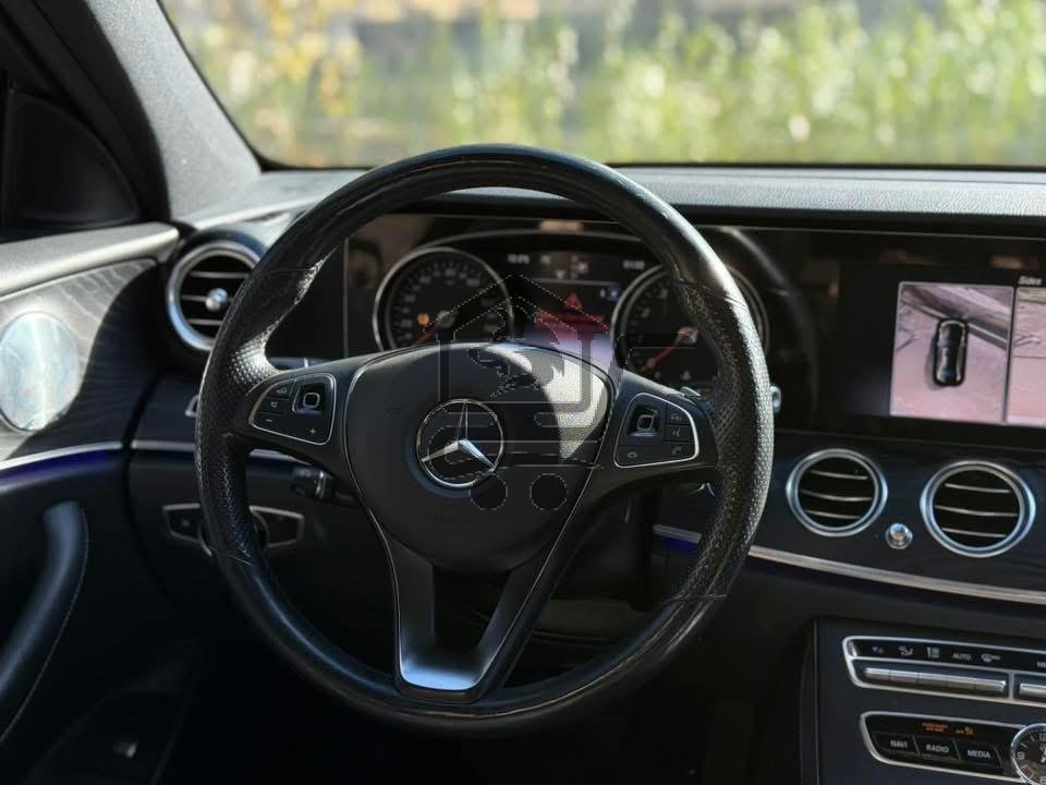 Mercedes - الصورة 4