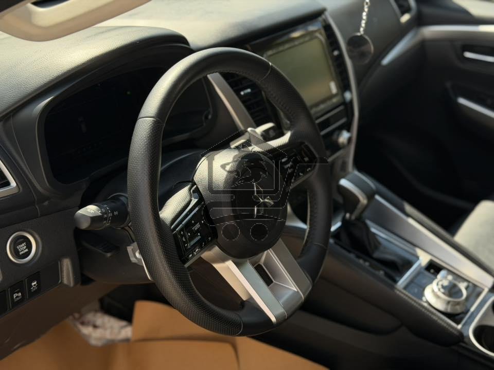 2025 Mitsubishi Montero Sport - الصورة 6