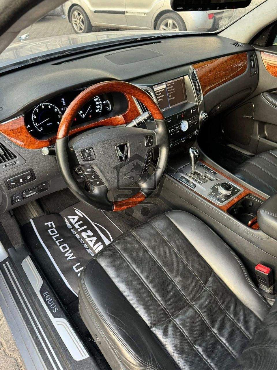 Hyundai Centennial 2011 - الصورة 6