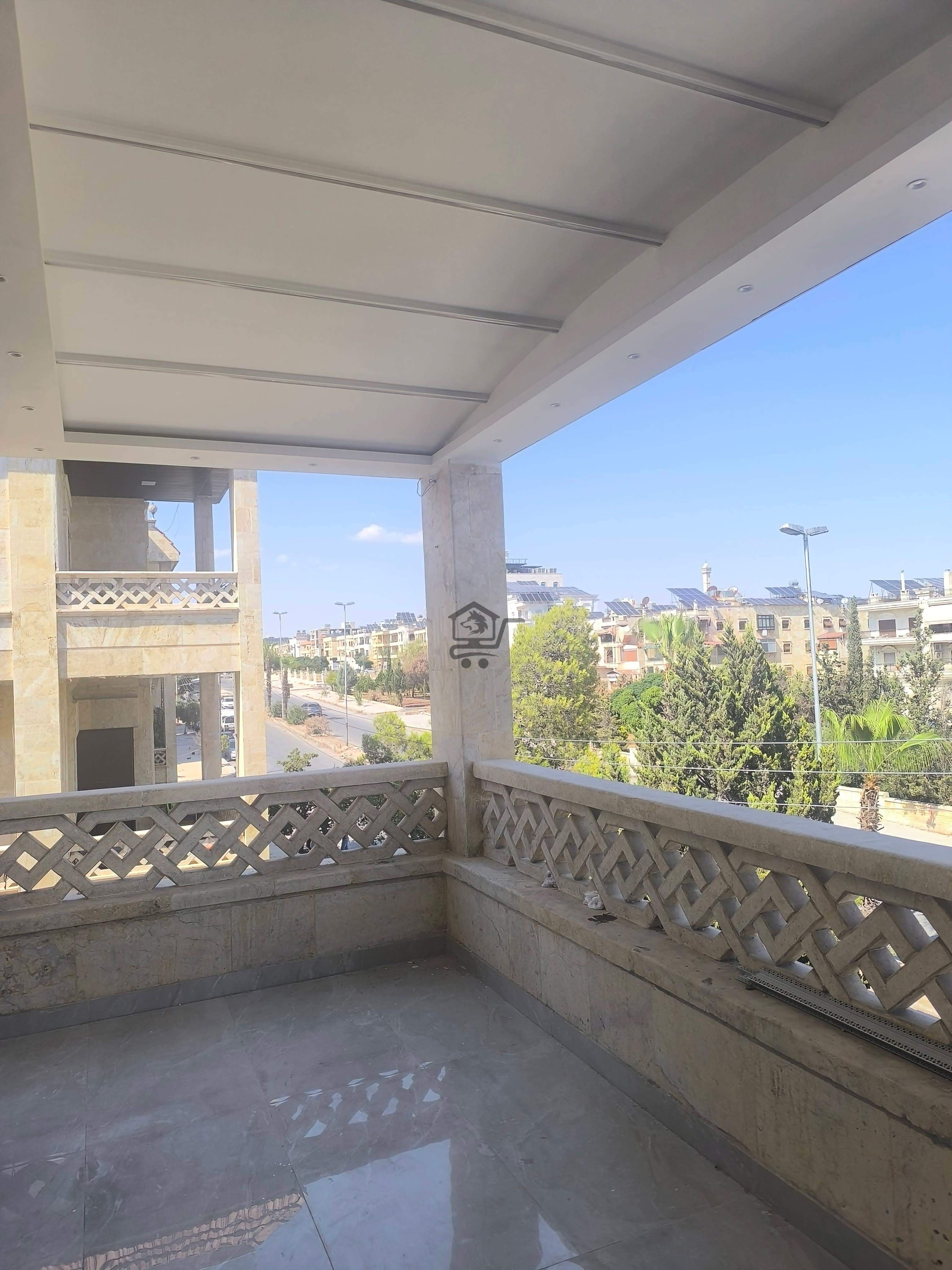 منزل فاخر - الصورة 3