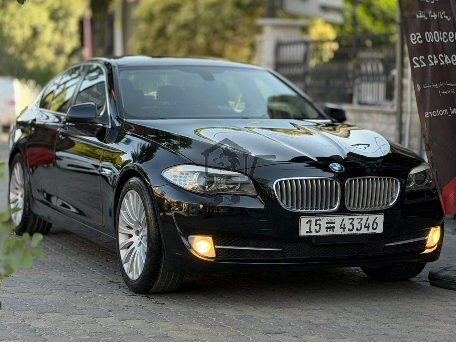 BMW 528i 2013 - الصورة 1