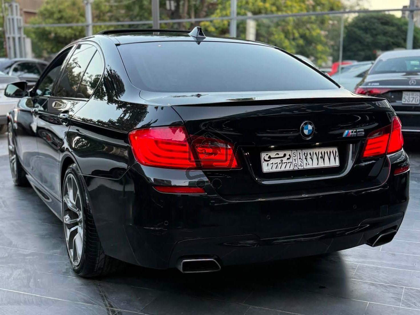 BMW 550i F10 - الصورة 5