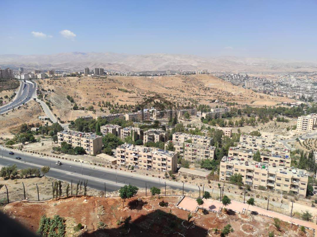 للأجار بيت مفروش بموقع مميز - الصورة 1