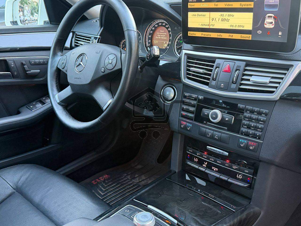 Mercedes E350 Avantgarde - الصورة 8