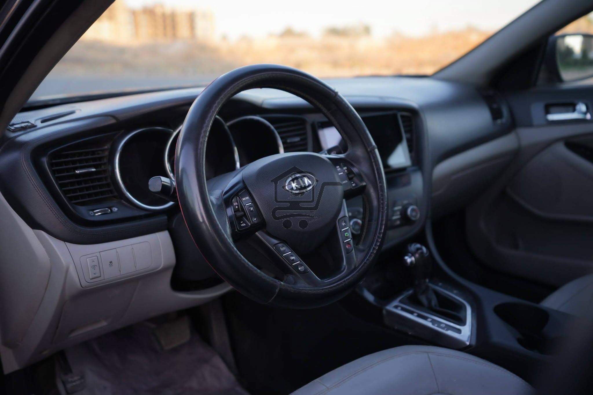 Kia Optima 2011 - الصورة 8