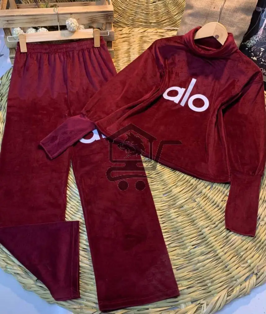 طقم نسواني قطعتين - الصورة 2