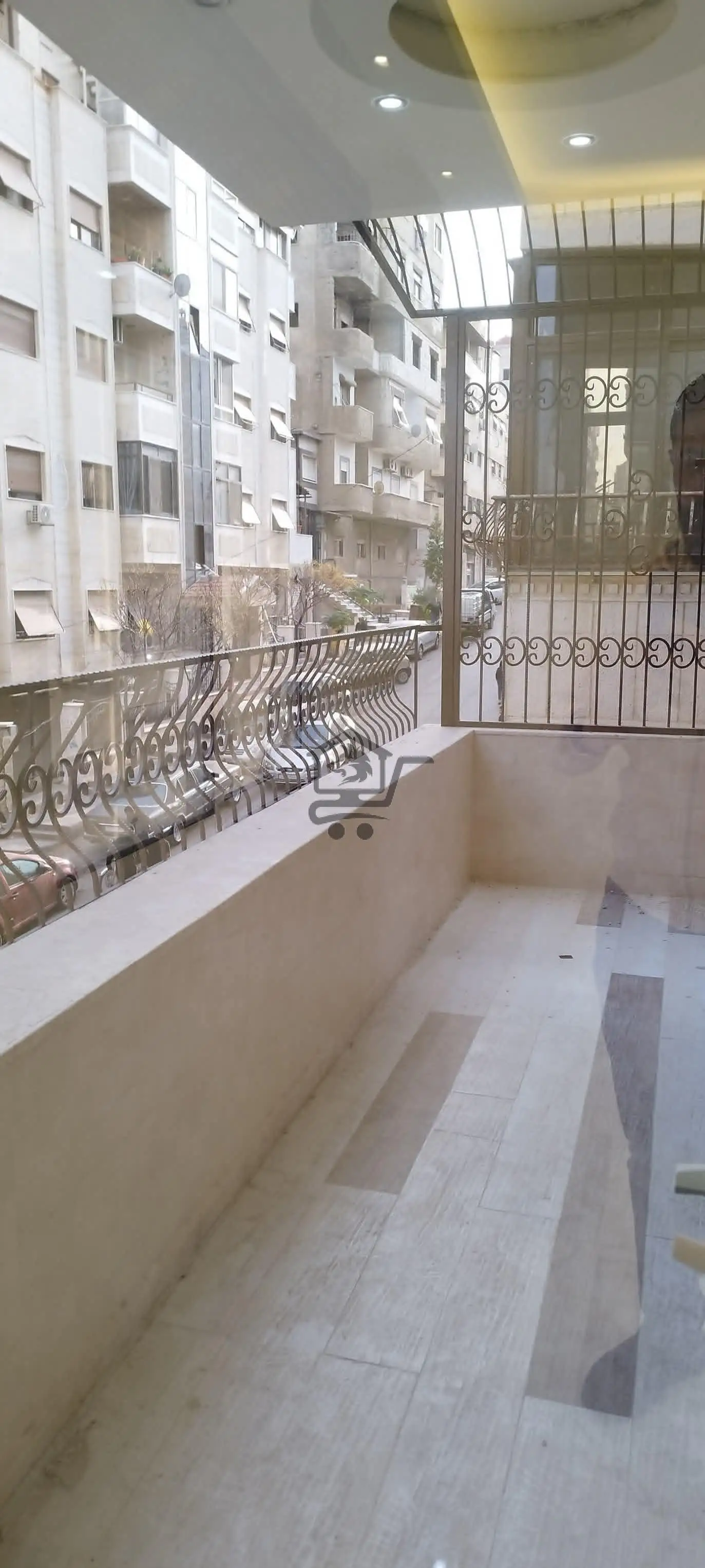 للبيع شقة ملكية في قدسيا - الصورة 1