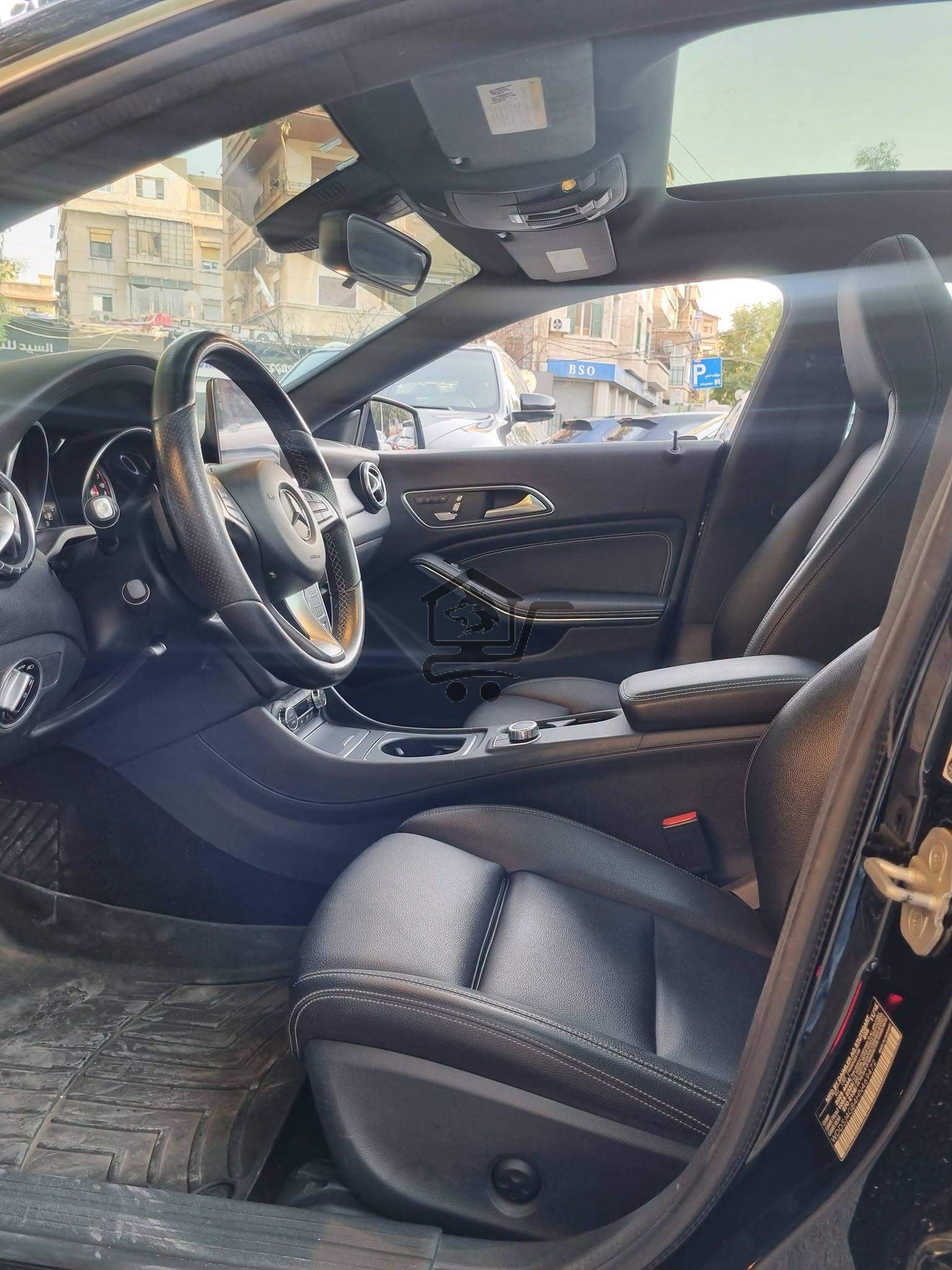 Mercedes-Benz CLA 250 - الصورة 5