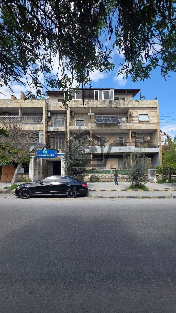 للبيع منزل في شارع النيل - الصورة 3