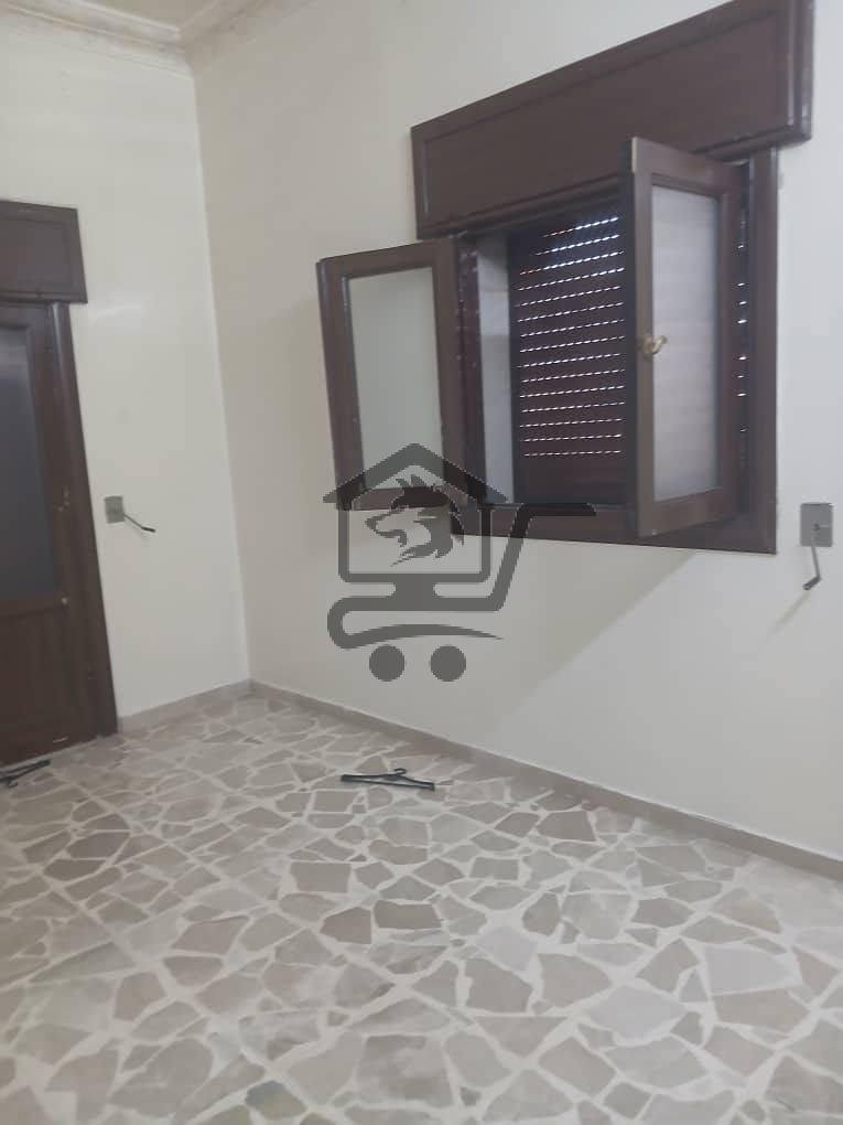 شقة بموقع جيد - الصورة 3