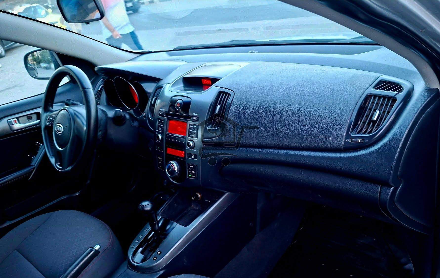 Kia Forte 2010 - الصورة 7