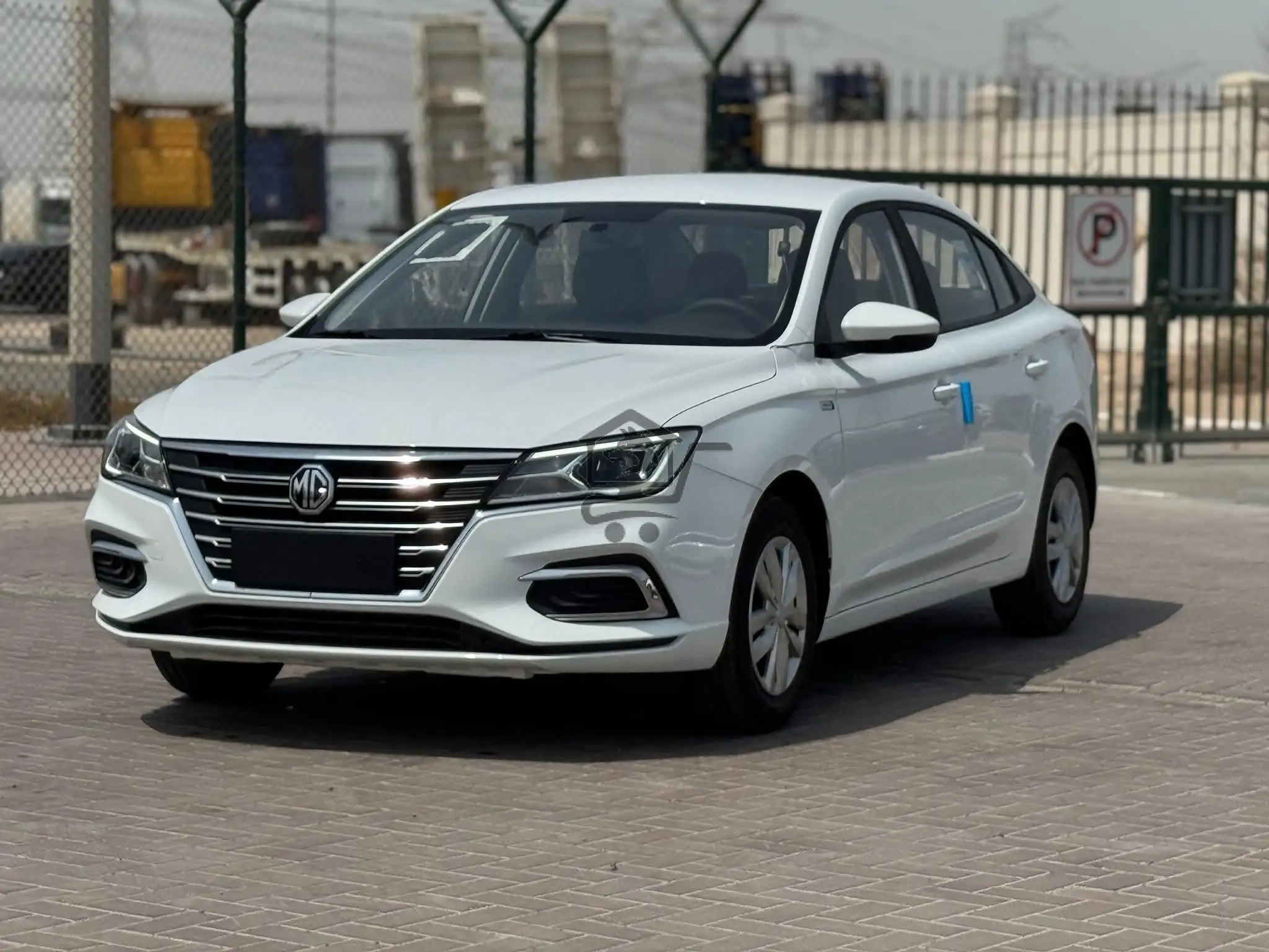 معرض سيارات - الصورة 5