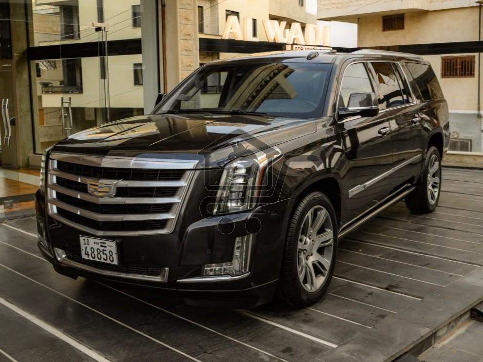 Cadillac Escalade ESV - الصورة 1
