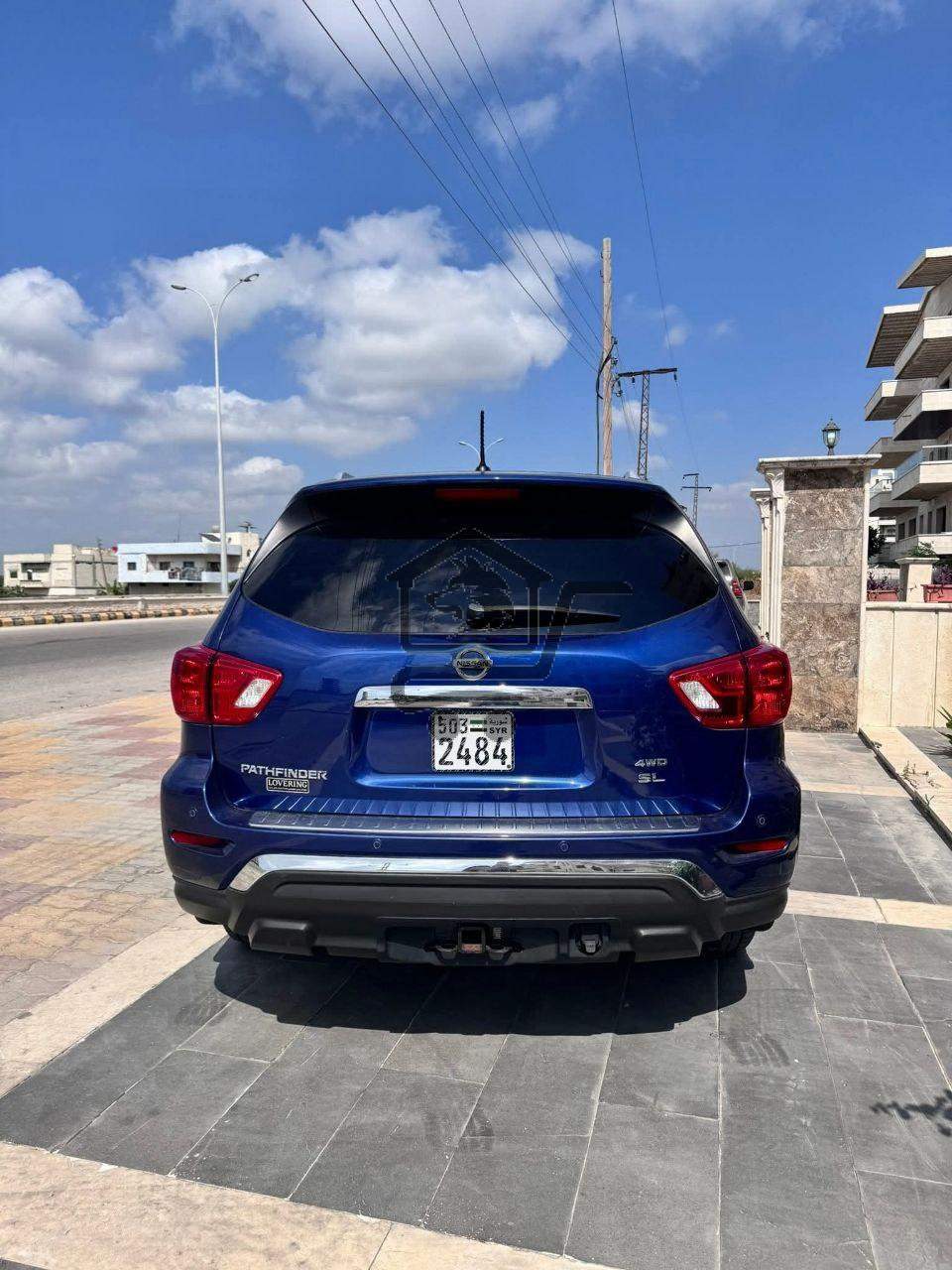 Nissan Pathfinder 2017 - الصورة 2