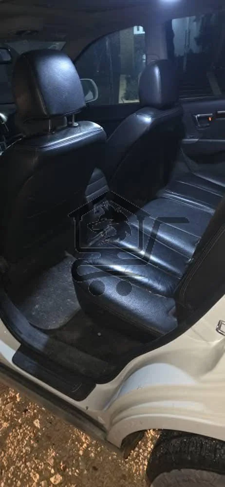 هوندا سي ام ٢٠١٠ - الصورة 3