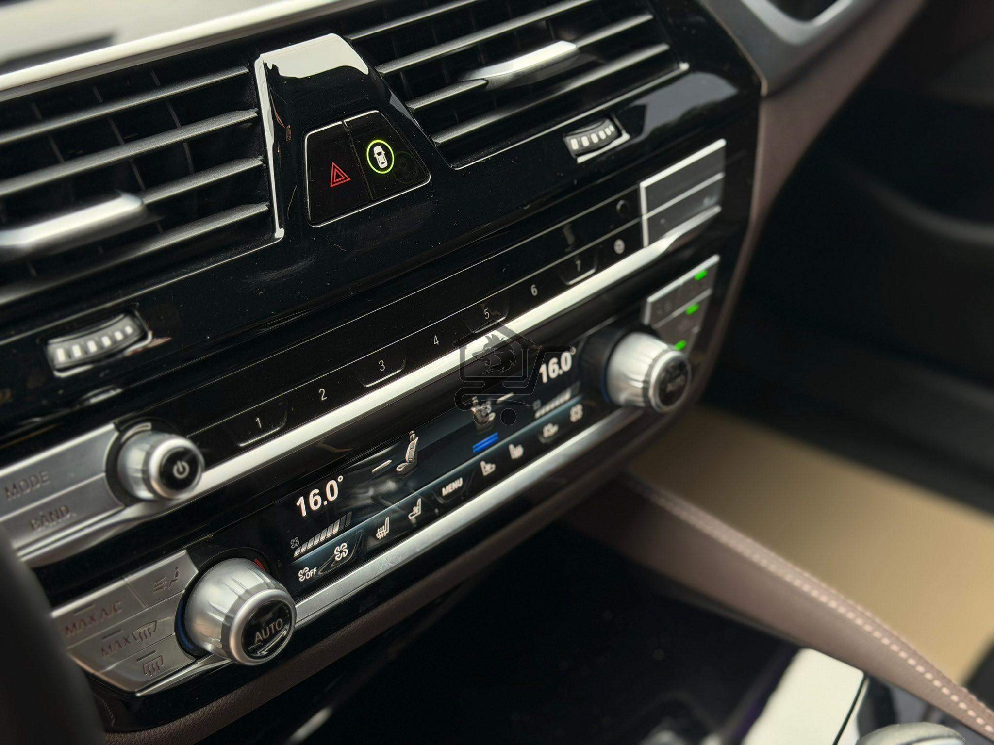 BMW 530i xDrive - الصورة 8