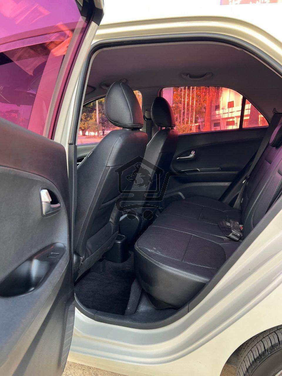 KIA MORNING 2012 - الصورة 10