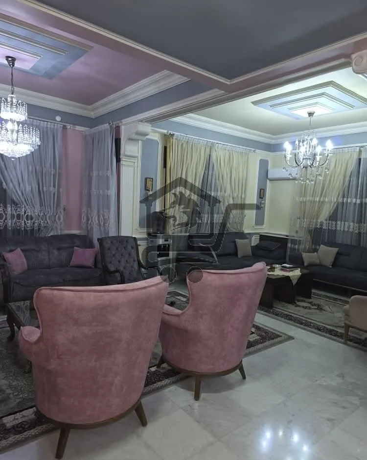 بيت فاخر للبيع - الصورة 9