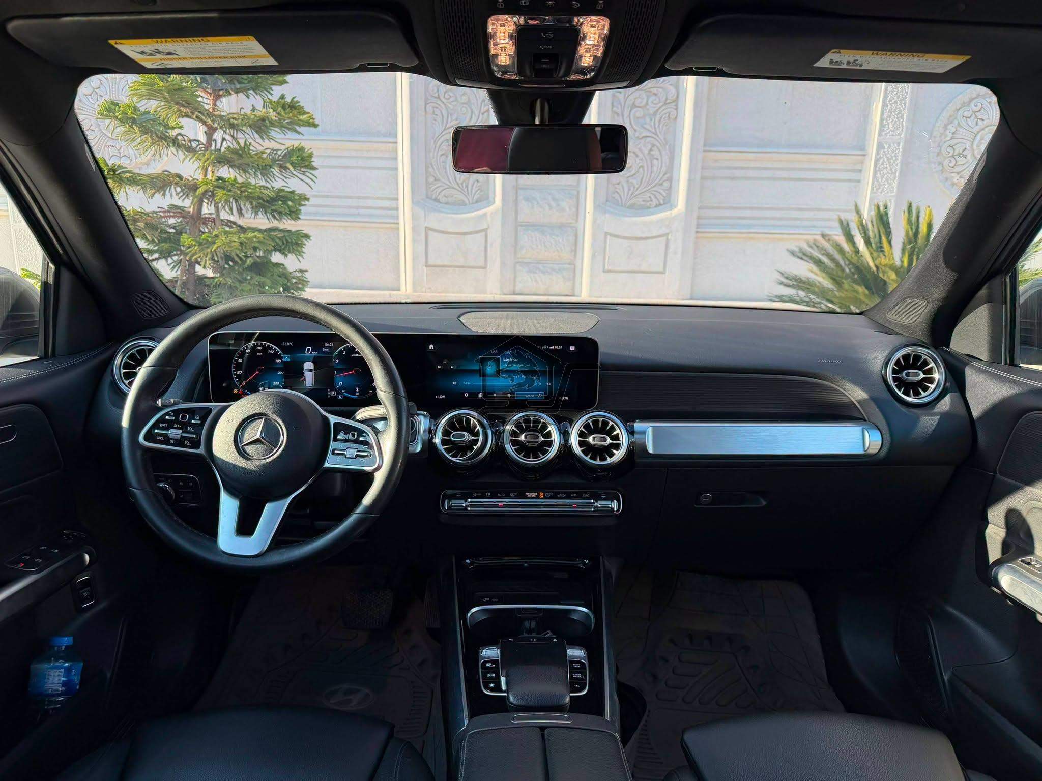 Mercedes-Benz GLB 250 - الصورة 9