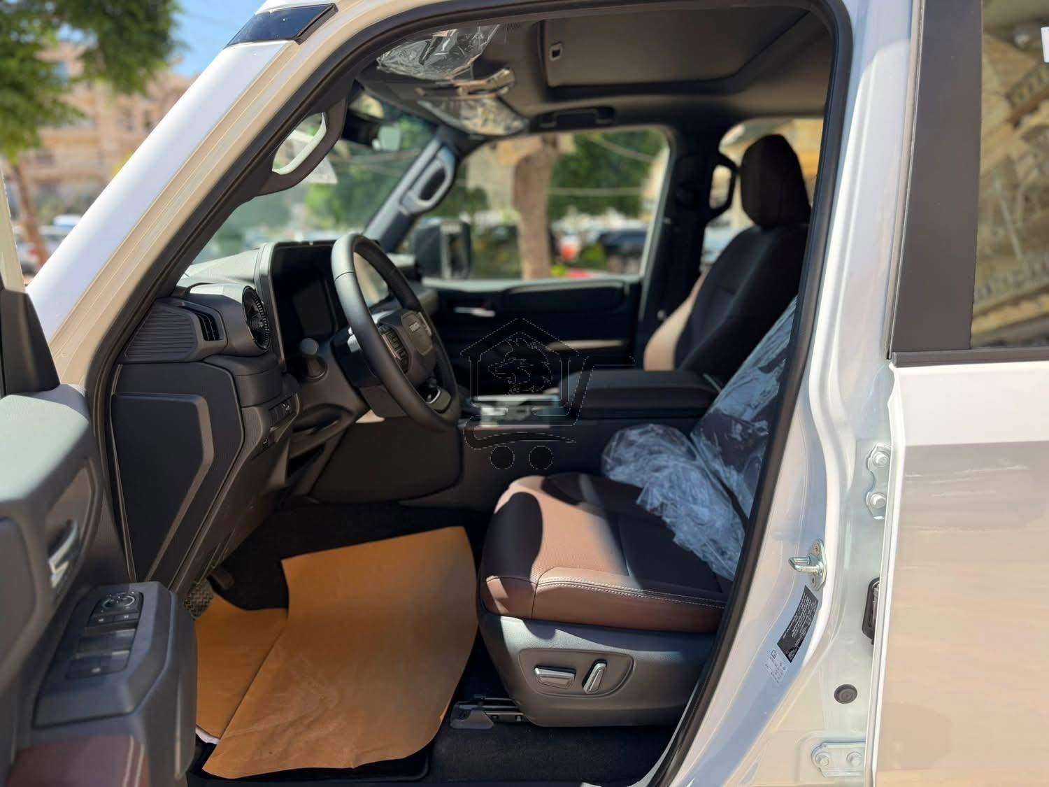 Toyota Land Cruiser Prado - الصورة 6