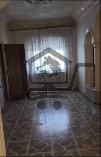 شقة مميزة بإكساء جيد - الصورة 1