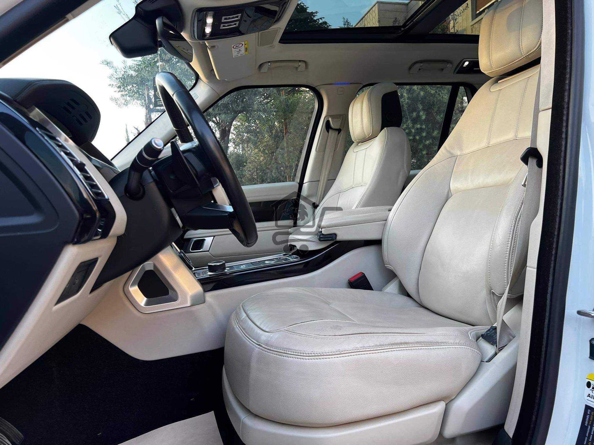 Range Rover Vouge - الصورة 5